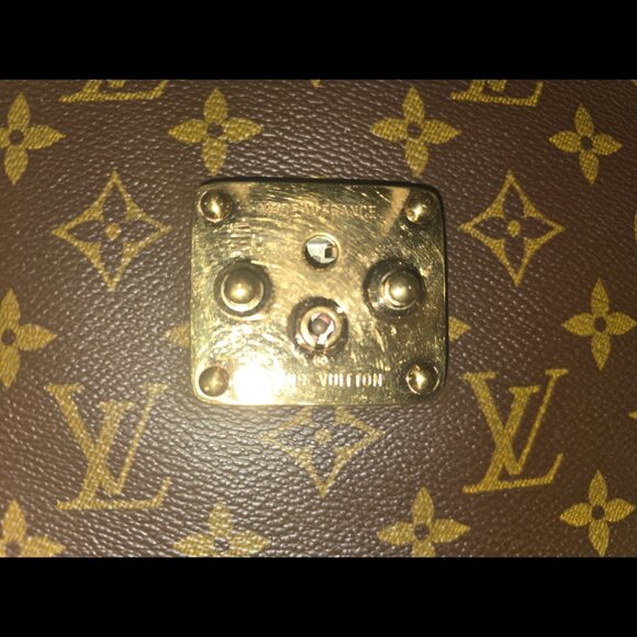 VVGUC Authentic LV Monogram Document Bag - Picture 11 of 12